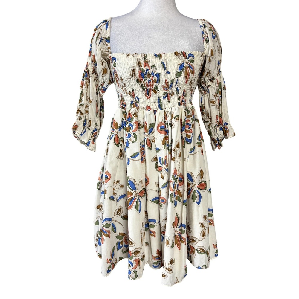 Misa Los Angeles Women‎ M White Floral Smocked Puff Sleeve Fit Flare Dress